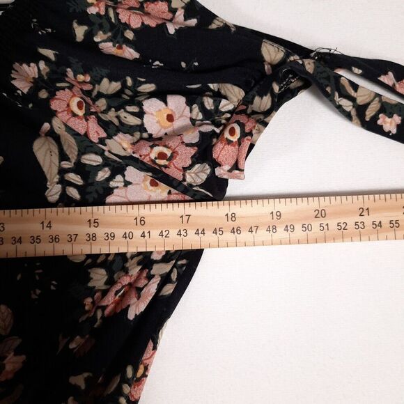 First Love On or Off Shoulder Floral Knit Peasant Top Size Medium / Large Ruffle - Picture 12 of 13